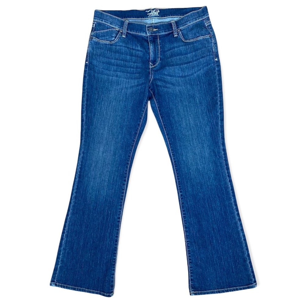 Old Navy The Flirt Bootcut Jeans, sz 10, Medium Rinse, Mid Rise, Stretchy